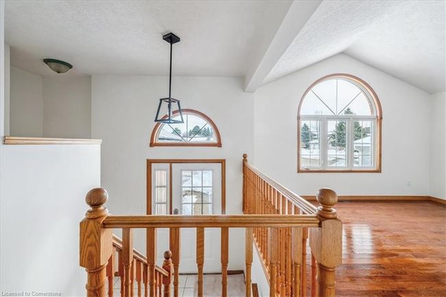 82 Whitlaw Way, House other with 3 bedrooms, 2 bathrooms and 4 parking in Paris ON | Image 6