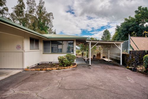 61 Pakalana St, HILO, HI, 96720-1758 | Card Image