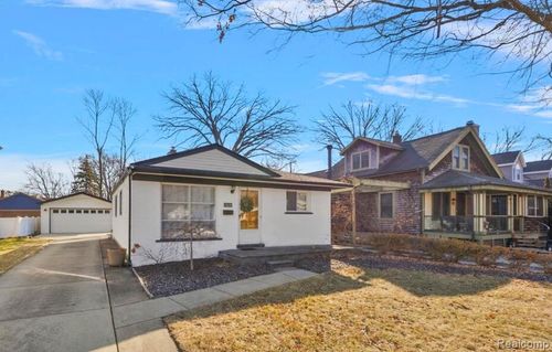2828 Robina Ave, Berkley, MI, 48072-3810 | Card Image