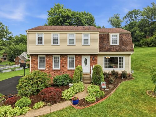2475 Southvue Dr, Pittsburgh, PA, 15241-2544 | Card Image