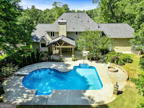 324 Chimney Sweep Cir, Peachtree City, GA, 30269-3304 | Card Image