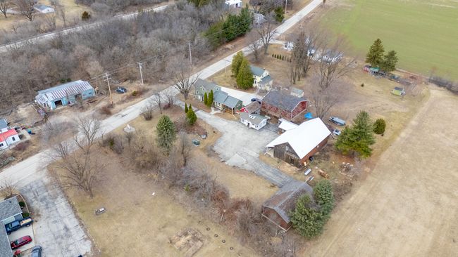 6386 Yellowstone Trl N, House other with 3 bedrooms, 2 bathrooms and null parking in Allenton WI | Image 4