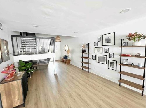 13187 Sw 9th Ln, Miami, FL, 33184-2019 | Card Image