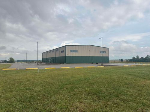 7700 Nisbet Rd, Haubstadt, IN, 47639-9240 | Card Image