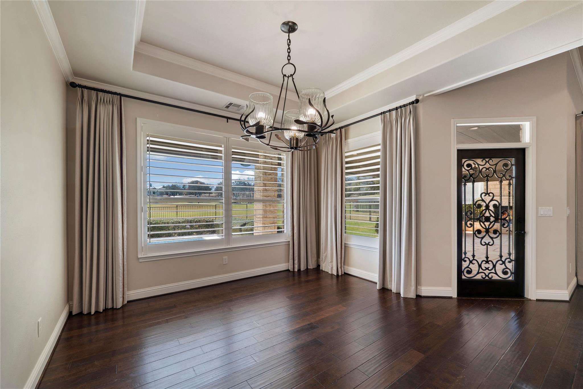Residential in Horseshoe Bay 5