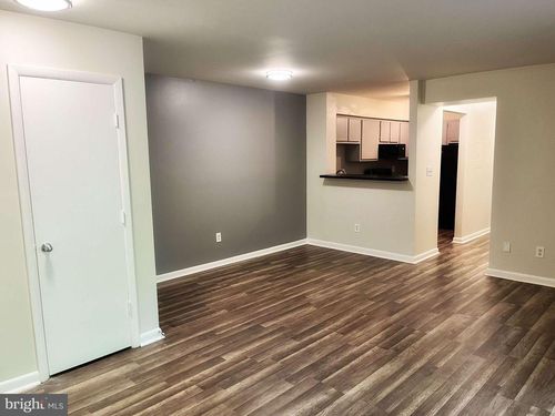 apt-402-2656 Bowen Rd Se, WASHINGTON, DC, 20020-6614 | Card Image