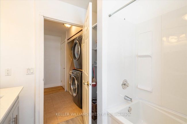 2752 Longwoods Rd, House other with 3 bedrooms, 3 bathrooms and 5 parking in Glencoe ON | Image 19