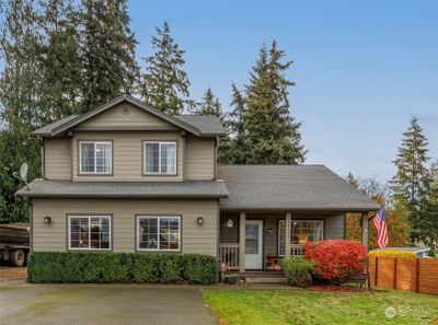 16305 Pleasant Beach Drive Se, House other with 3 bedrooms, 2 bathrooms and null parking in Yelm WA | Image 2