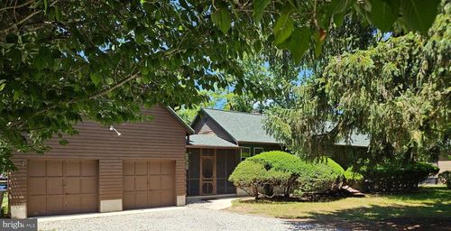 219 E Lake Blvd, MEDFORD, NJ, 08055-3437 | Card Image