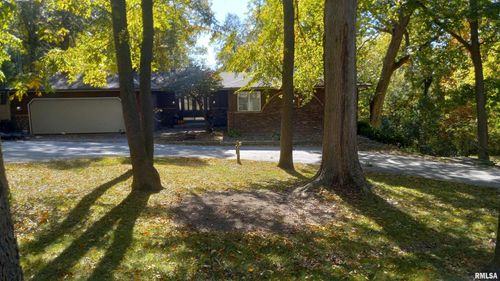 27841 Bowker Dr, Le Claire, IA, 52753-9780 | Card Image