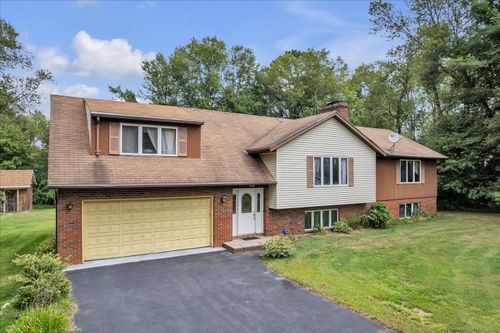 12 Waterman St, Killingly, CT, 06239-4241 | Card Image