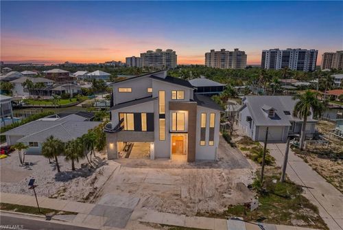 8351 Estero Blvd, FORT MYERS BEACH, FL, 33931-5104 | Card Image