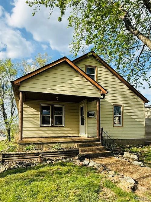 611 W Monroe Avenue, Owensville, MO, 65066 | Card Image