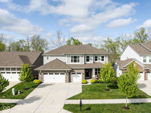 6021 Godello Cir, Zionsville, IN, 46077-7768 | Card Image