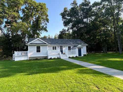 71 Old Stone Church Rd, Little Compton, RI, 02837-1072 | Card Image