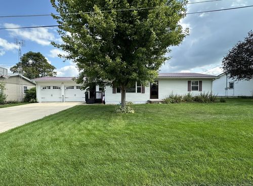 205 Sherwood Ln, LENA, IL, 61048-9624 | Card Image