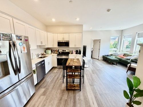 308-5 Fremont, Winthrop, MA, 02152 | Card Image
