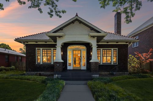 810 Russell St, Nashville, TN, 37206-3713 | Card Image