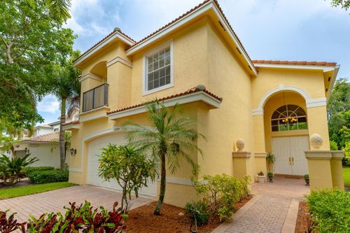 8789 Sandy Crest Ln, Boynton Beach, FL, 33473-7811 | Card Image