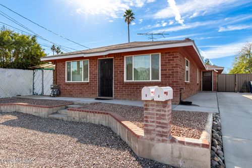 2532 E Silver Street, Tucson, AZ, 85716 | Card Image