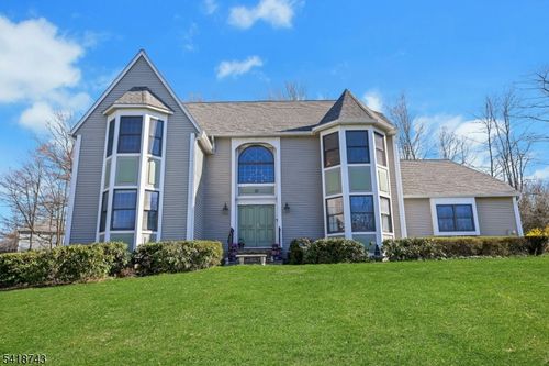 37 Hidden Glen Dr, Sparta, NJ, 07871-3843 | Card Image