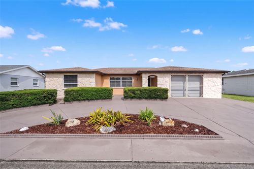9926 Lakeside Ln, PORT RICHEY, FL, 34668-4027 | Card Image