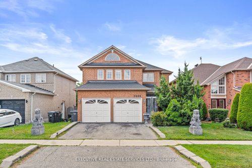7090 Terragar Blvd, Mississauga, ON, L5N7N2 | Card Image