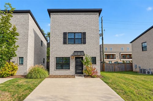 1524 W Cato Springs Road, Fayetteville, AR, 72701 | Card Image