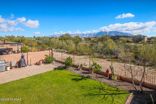 3443 W Scenic Park Dr, Oro Valley, AZ, 85742-9801 | Card Image