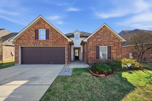 124 Raven Cliff Ln, Broussard, LA, 70518-5340 | Card Image