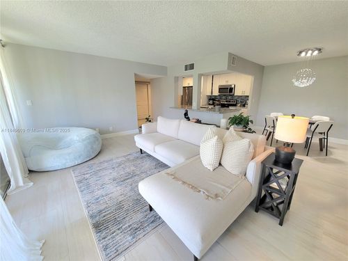 apt-234-7051 Environ Blvd, Lauderhill, FL, 33319-4210 | Card Image