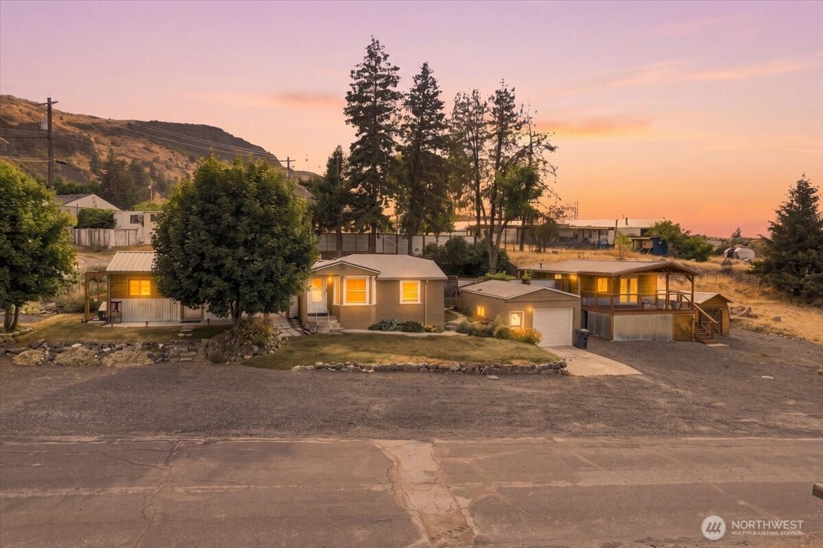 Residential in Grand Coulee