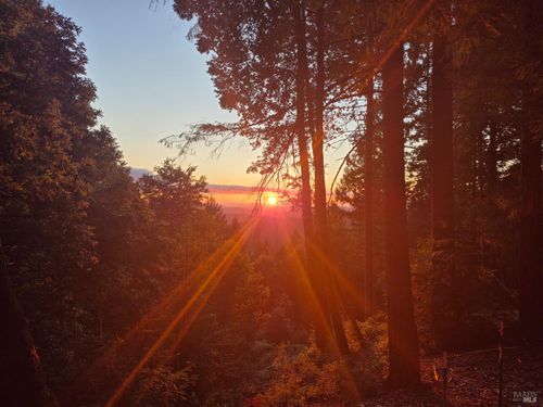 4020 Ridge Circle, Willits, CA, 95490 | Card Image