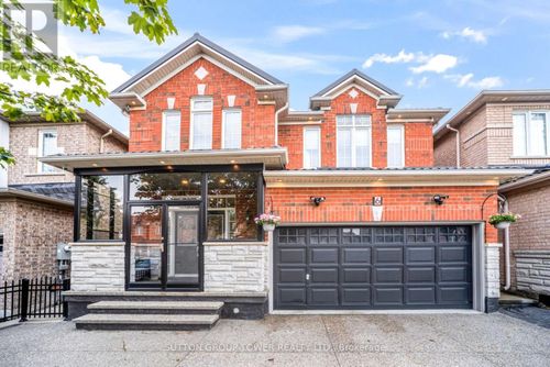 6 Midnightsun Trail, Brampton (Sandringham-Wellington), ON, L6R3K9 | Card Image