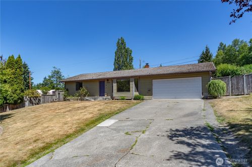 18552 15th Loop Ne, Poulsbo, WA, 98370-8767 | Card Image
