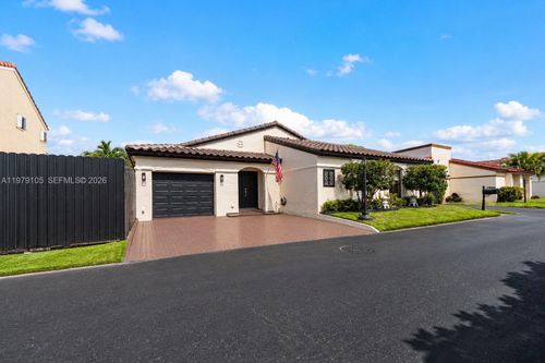 536 Sw 88th Ct, Miami, FL, 33174-2457 | Card Image