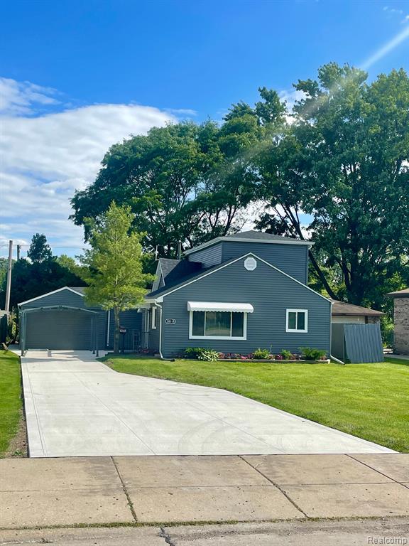 Maplewood St, Garden City, MI 48135