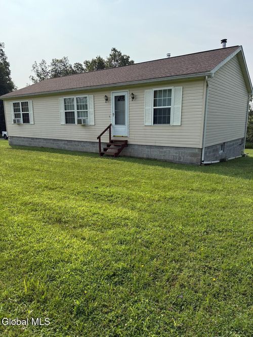 962 State Highway 67, Amsterdam, NY, 12010-6929 | Card Image