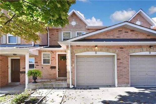 8-1039 Cedarglen Gate, Mississauga, ON, L5C3A7 | Card Image