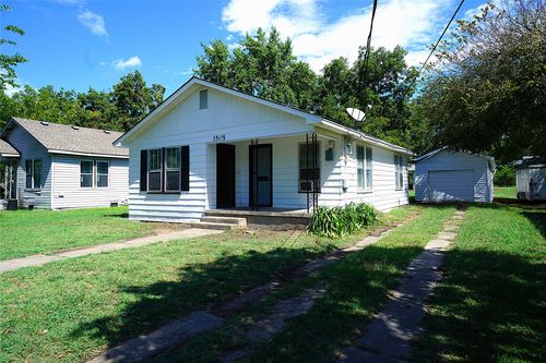 1505 S Austin St, Sherman, TX, 75090-8703 | Card Image
