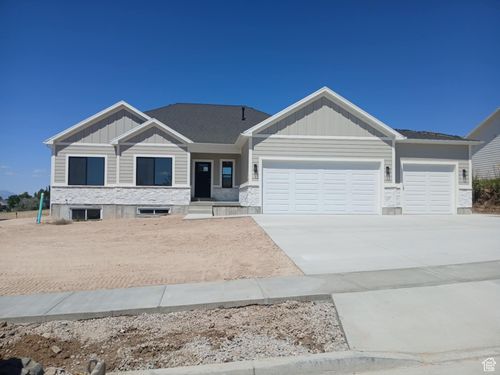 1113 E 160 N, Hyde Park, UT, 84318-4804 | Card Image