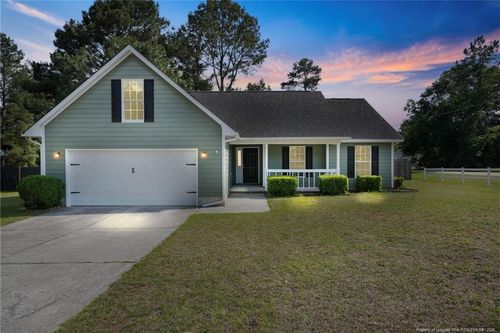 102 Winterfield Dr, Raeford, NC, 28376-5408 | Card Image