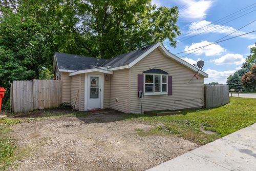 205 1st St Sw, Dodge Center, MN, 55927-9232 | Card Image