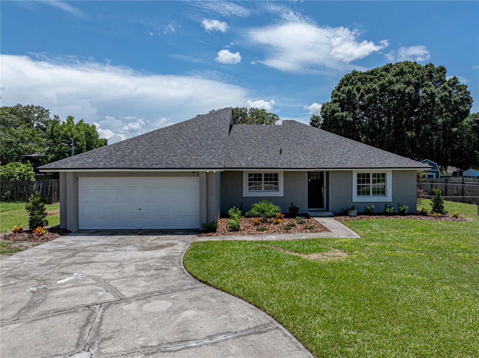 Duff Rd, Lakeland, FL 33810