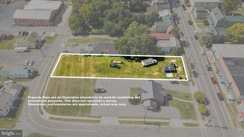 5318 Main St, STEPHENS CITY, VA, 22655-2825 | Card Image