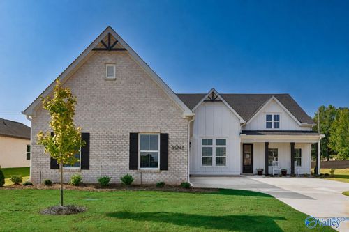 6041 Margie Collins Dr, Owens Cross Roads, AL, 35763-4820 | Card Image