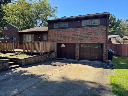 636 Dahlia Dr, Monroeville, PA, 15146-1253 | Card Image