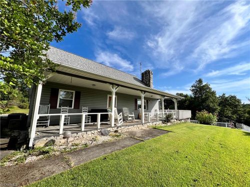 1994 Elk Creek Darby Rd, Ferguson, NC, 28624-9210 | Card Image