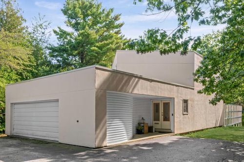 625 Sheridan Rd, Highland Park, IL, 60035-5019 | Card Image