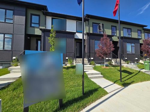 232 Vantage Dr, Cochrane, AB, T4C3G5 | Card Image